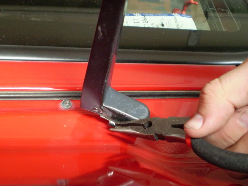 How to remove TJ wipers